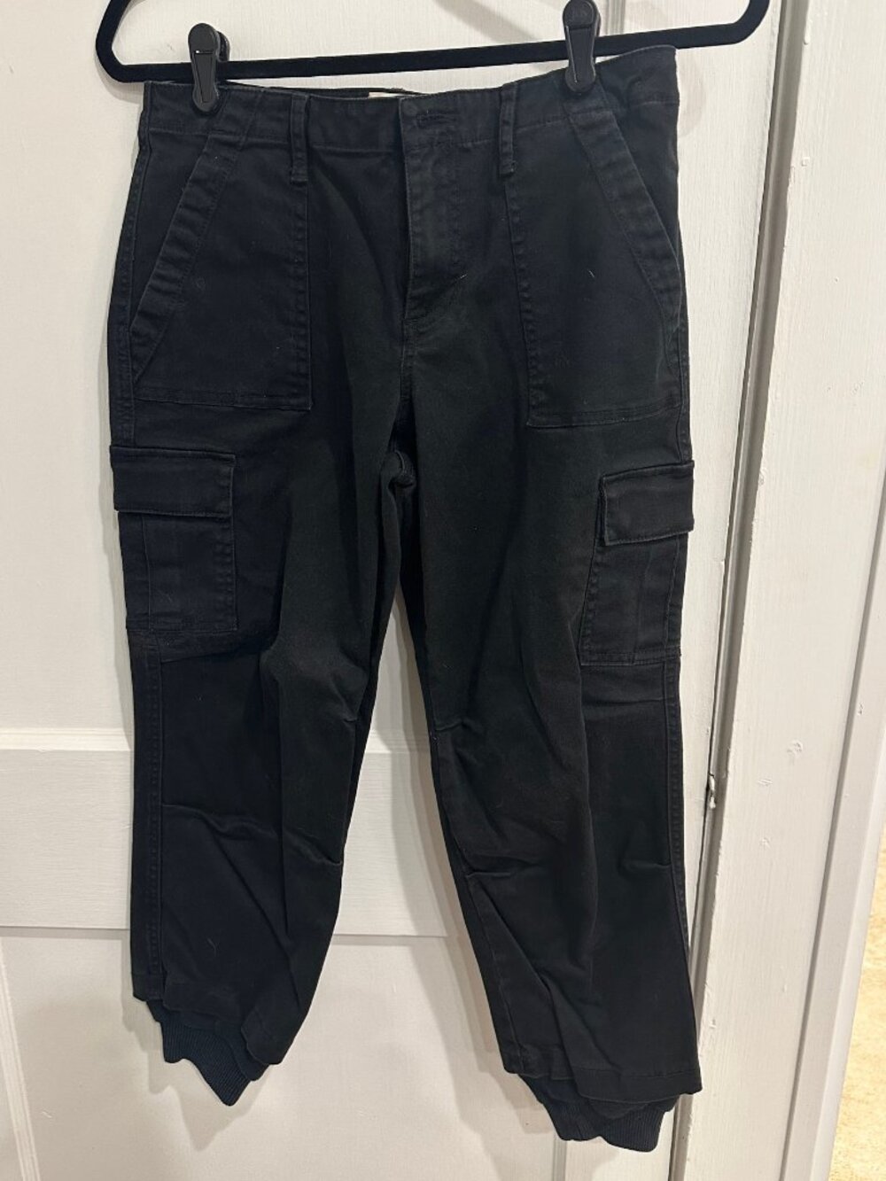 Alice + Olivia Black Cargo Jogger Pants Ribbed Cuff Size 27